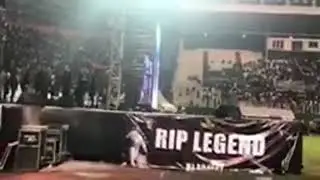 Davido rend hommage à Dj Arafat 😭😭😭