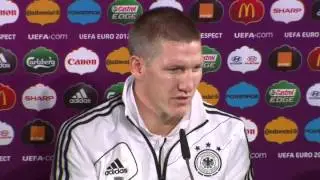 Loew and Schweinsteiger consider semi-final task