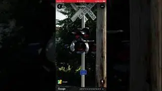 I found another railroad crossing but with no gate