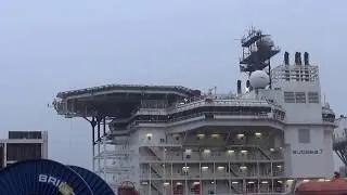 The Seven Borealis is a pipelay and heavy lift vessel