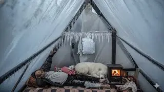 Can I Survive Alone in a-47&deg;C Blizzard for 3 Days? Snowstorm and wolves, I'm hiding in a log cabin!