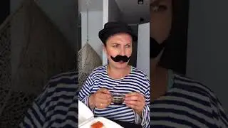 Как едят суши