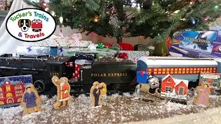 LIONEL The POLAR EXPRESS Battery Train Set - Under the Christmas Tree Train Fun! 🚂🎄