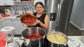 Finalizando la comida que se estará disfrutando en la fiesta