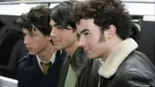 Jonas Brothers & Demi Lovato On Uk Radio 1 (HQ) Part 1