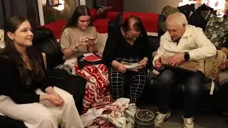 Ouverture des cadeaux de Noël 2025 pour les adultes 