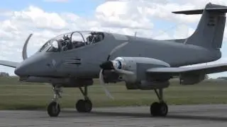 FMA IA-58 Pucara A-580 y A-582 de la Fuerza A&eacute;rea Argentina rodando en Tandil 29-11-2015