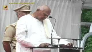 K Rosaiah swearing-in as Governor of Karnataka