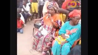Fatou Ndiaye Baye Fall à Saté Waly Baptême Validé avec la voix d’or du Sine Saloum