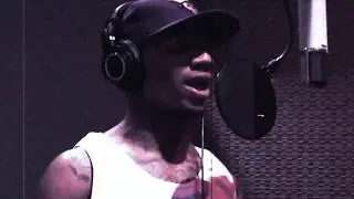 LIL B - BASED FREESTYLE SESSION (STUDIO VIDEO) [PRODUCED BY: GORELLIBEATS]