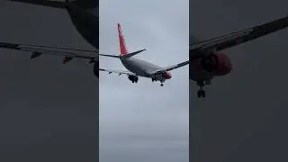 Jet2 Boeing 737-800 reg: G-JZHX CMF&ndash;BHX ✈️🇬🇧 #737 #Jet2