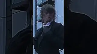 Jordan Barrett Iconic Headshake