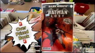 Hidden Gems in this MESSY Comic Book Store???