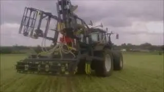 zaaibed cultivator alle fijne korrelzaden Valtra trekker