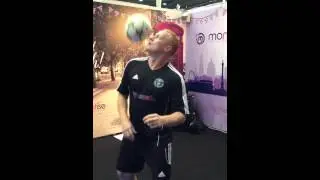 World Record 1 Broken by Football Freestyler Dan Magness at ad:tech London 2013 with Monetise
