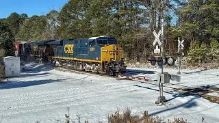 Absolutely Flying CSX X410 Cuts Through a Rare Carolina Snow