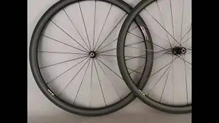 DT240s hubs, 38mm clincher, sapim CX-RAY spokes.