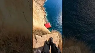 No-Rope Cliff Jump ➜ Missed the Airbag&hellip; Splashdown Instead 😭🌊 #rdswth #cliffactivity #cliffairbag