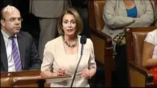 Raw Video: Giffords Appears on House Floor