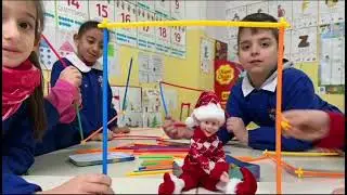 Elf on .. the desk 2A Primaria San Leucio