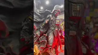 LA Comic Con Statues