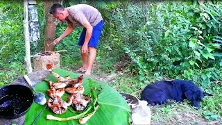 Primitive survival  finding frogs and cooking