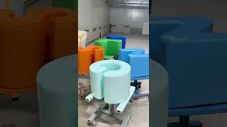 Production of Letter-Shaped Chairs to Order #factory #fiberglass #frp #chair #shapes #workshop