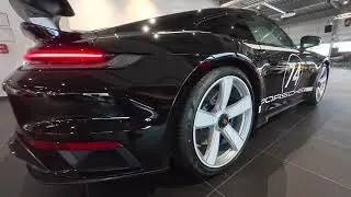 Porsche 911 Turbo 50 Jahre (992), schwarz, Heritage Design, Burmester, InnoDrive, Exclusive Design