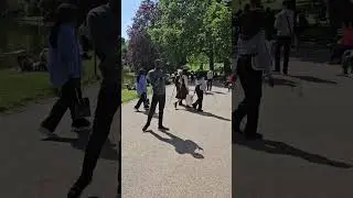 &Eacute;vang&eacute;lisation Parc Botzaris _ ( &Eacute;vang&eacute;liste Alexandre)