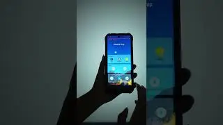 One phone to light up the night &mdash; and your movie.