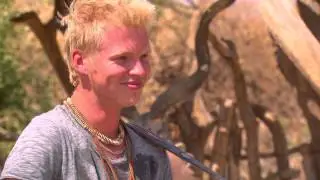 De Kamara's kennen het refrein Johannes | Welkom bij de Kamara's