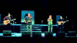 Somliga g&aring;r med trasiga skor (Live) - Jack Vreeswijk & Fredrik Furu