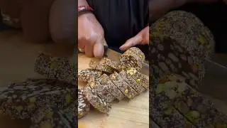 2 Sugar-Free Dry-fruits Roll😋 खजूर dry fruit mithai #shorts #sweets #mithai #viralshort #ytshort