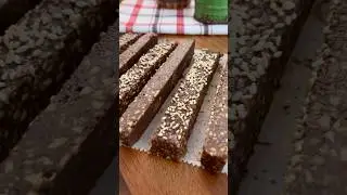3 ingredients crunchy chocolate peanut bar - आज से बाहर की चॉकलेट खाना बंध
