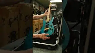 Jackson Custom Shop Phil Collen PC1 &ndash; Transparent Blue Top