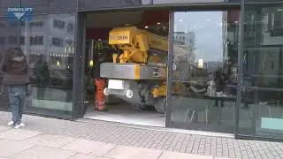 OMMELIFT Crawler 2750RXBDJ - Atrium work