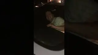 LordMac gets locked in his car