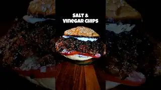 Сэндвич с курицей, солью и уксусом