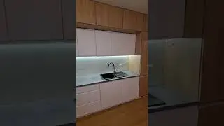 kuchnia kaskadowa lakier biały mat,  dąb Nowy York