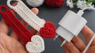 Woow 💯Make MONEY with This SUPER EASY Crochet Mini Cable Holder!❤Sell and give as a gift #diy #viral