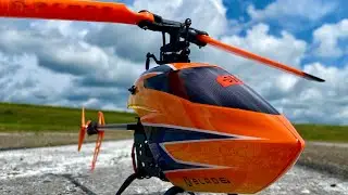 You Won&rsquo;t Believe How EASY this RC Helicopter Flies!