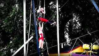 Double Trapeze