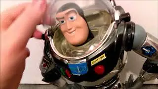 Обзор Intergalactic Buzz Lightyear (старый)