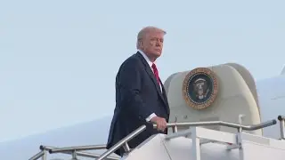 President Trump pardons 5 former NFL players