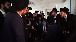 הגאון הינוקא - שיחת חיזוק לכולל דיינים במעבר לברכת שנה טובה | The Yanuka - English CC