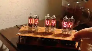 Nixie tube clock by Arduino ساعت با لامپ های زیبای نیکسی