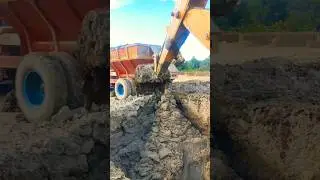 V&iacute;deo corto del carro del tractor Jcb 💪❤️&zwj;🔥🧐🤣#jcbtractor #jcbvideo #jcbbaba #shortvideo #youtubes...