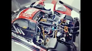 Autoart NISSAN R390 1997 GT1, the only one to finish at Le Mans