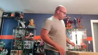Queen Studios Thanos Bust Unboxing