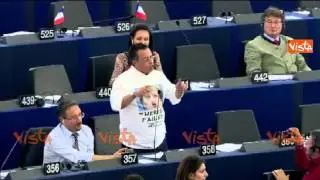 BUONANNO, LA MERKEL CON BAFFI DA HITLER: IO TRUFFATO DALLA VOLKSWAGEN